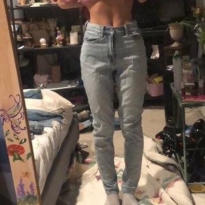 American Eagle Light Washed High Rise Jeans